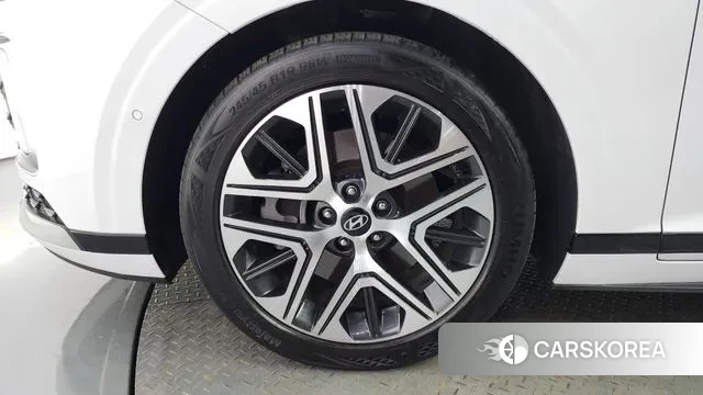 Hyundai Grandeur (GN7) id 3027018 из Кореи 15