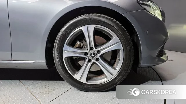 Mercedes-Benz E-Class W213 id 3754066 из Кореи 15