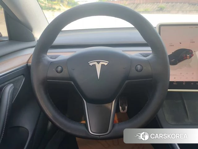 Tesla Model 3 id 4198992 из Китая 14