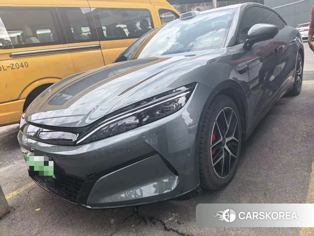 BYD Han L DM 2025 Темно-серый из Китая, фото 5