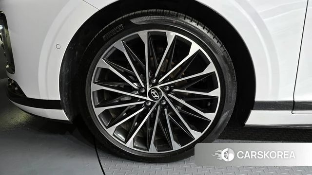 Hyundai Grandeur Hybrid (GN7) id 4280495 из Кореи 15