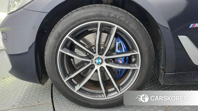BMW 5 Series (G30) id 4783626 из Кореи 15