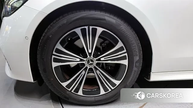 Mercedes-Benz E-Class W214 id 3451952 из Кореи 15