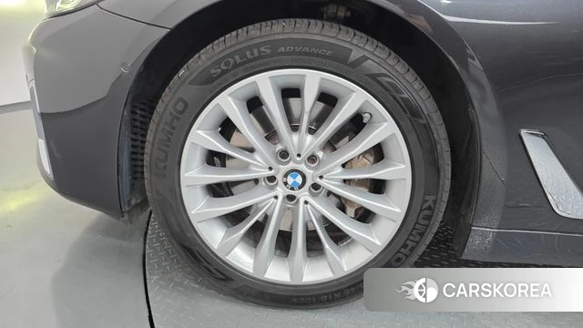 BMW 5 Series (G30) id 4682886 из Кореи 15