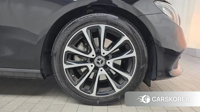 Mercedes-Benz E-Class W213 id 3640955 из Кореи 15