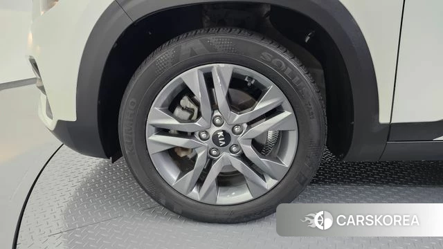 Kia Seltos id 4688997 из Кореи 15