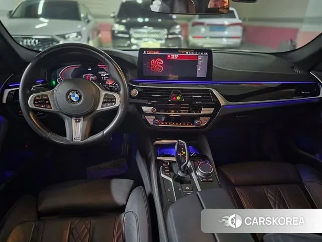 BMW 5 Series (G30) id 3422154 из Кореи 12