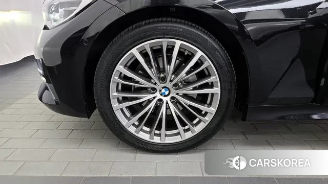 BMW 3 Series (G20) id 3335092 из Кореи 15
