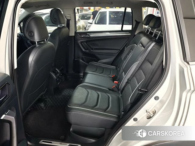 Volkswagen Tiguan L id 4300928 из Китая 12