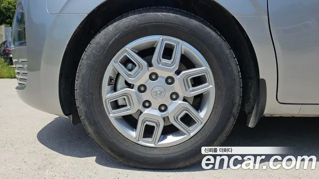 Hyundai Staria id 2788359 из Кореи 15