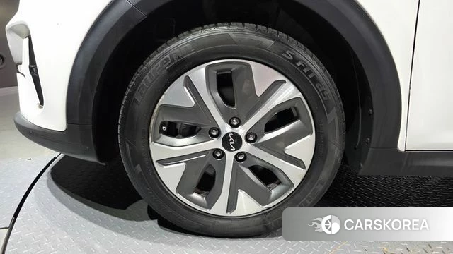 Kia Niro Plus id 4707029 из Кореи 26
