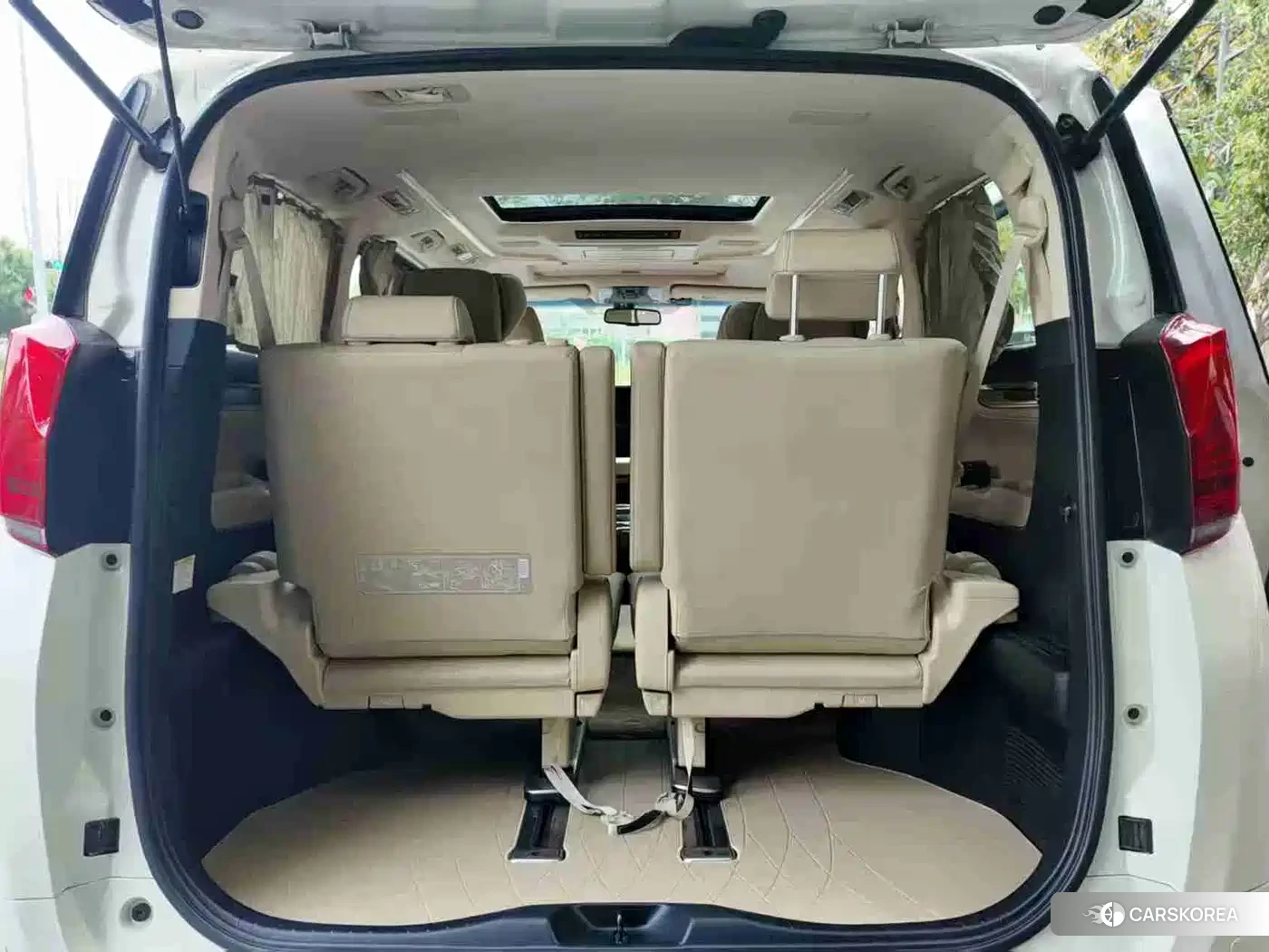 Toyota Alphard id 4538757 из Китая 11