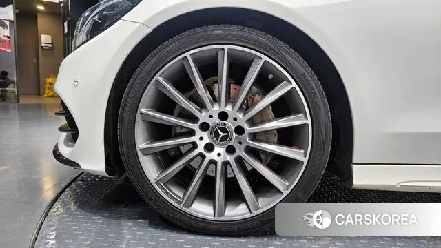 Mercedes-Benz C-Class W205 id 3608384 из Кореи 15