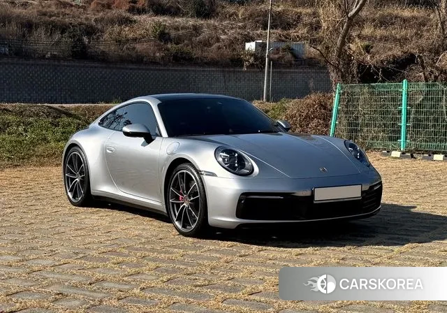 Porsche 911(992) id 3698176 из Кореи 15