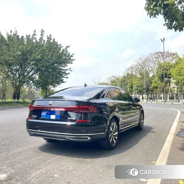 Volkswagen Passat 2022 Черный из Китая, фото 5