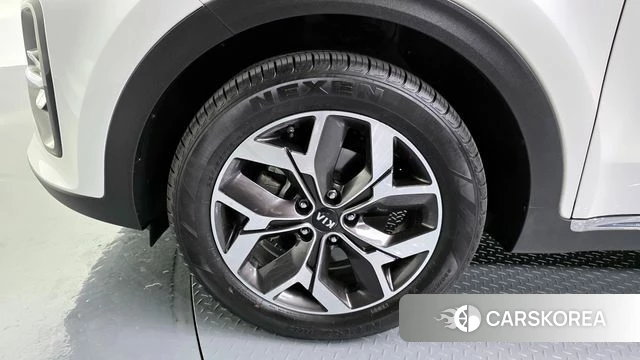 Kia Sportage The Bold id 4284646 из Кореи 28