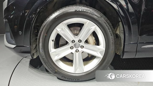 Audi Q8 (4M) id 4470916 из Кореи 15