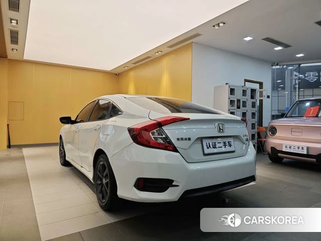 Honda Civic id 4260355 из Китая 28