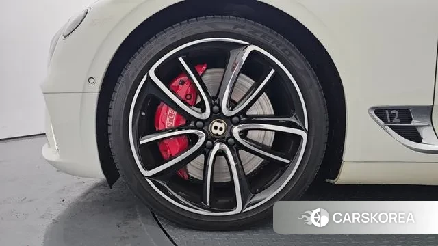 Bentley Continental GT 3rd Generation id 3203501 из Кореи 15