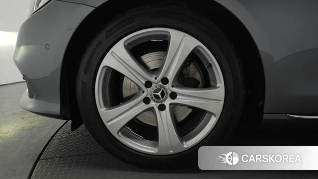 Mercedes-Benz E-Class W213 id 3894175 из Кореи 16