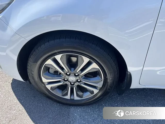 Kia The New Carnival id 2991378 из Кореи 15