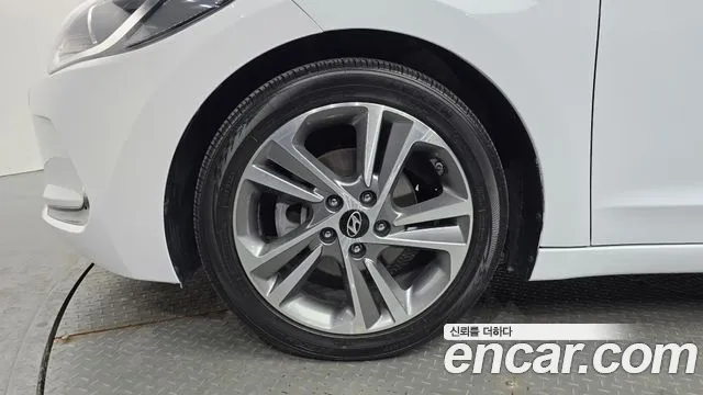 Hyundai Avante AD id 2446831 из Кореи 15