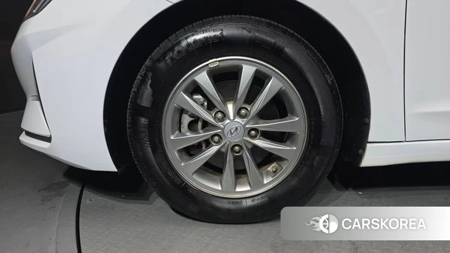 Hyundai The New Avante AD id 3820241 из Кореи 15