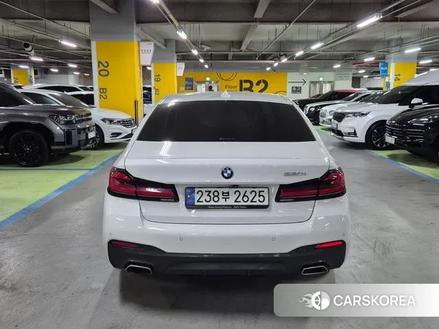 BMW 5 Series (G30) id 3727299 из Кореи 15