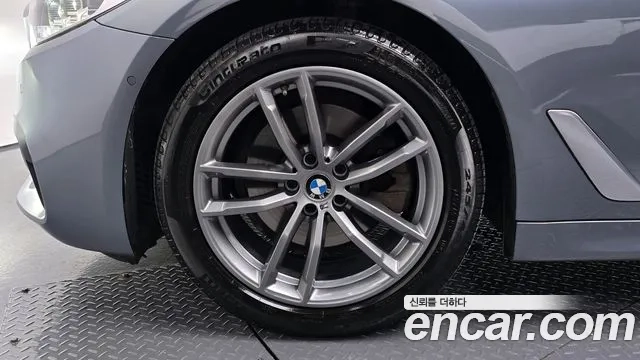 BMW 5 Series (G30) id 2933004 из Кореи 15