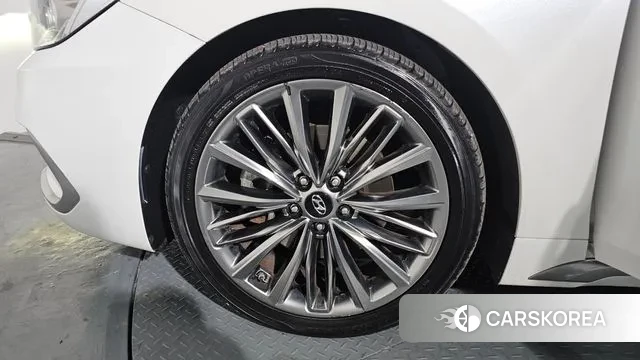 Hyundai Grandeur IG id 3666999 из Кореи 15