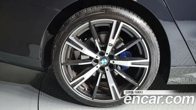 BMW 5 Series (G60) id 2805316 из Кореи 15