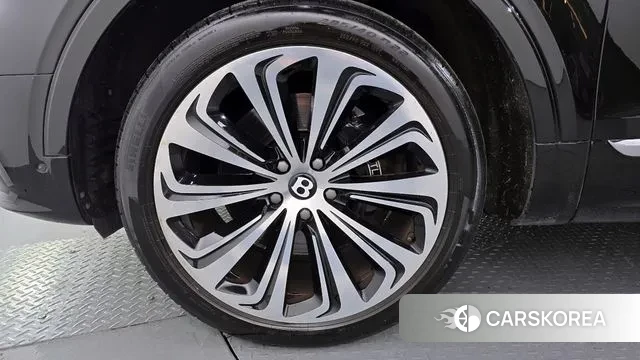 Bentley Bentayga id 3518026 из Кореи 15