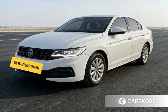 Volkswagen Bora 2021 Белый из Китая, фото 5