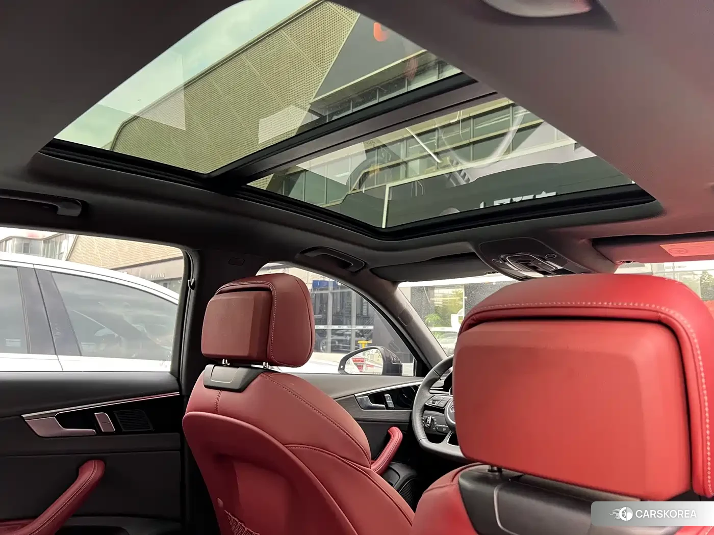 Audi A4L id 4601130 из Китая 9