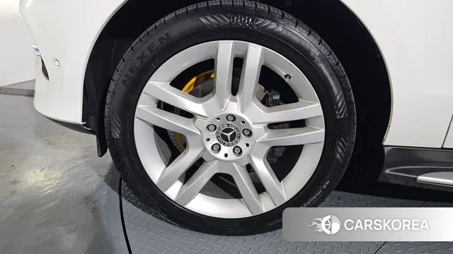 Mercedes-Benz GLE - Class W166 id 3480166 из Кореи 15