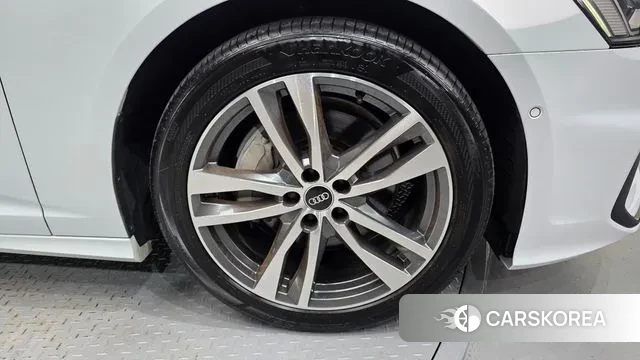 Audi A6 (C8) id 3022895 из Кореи 15