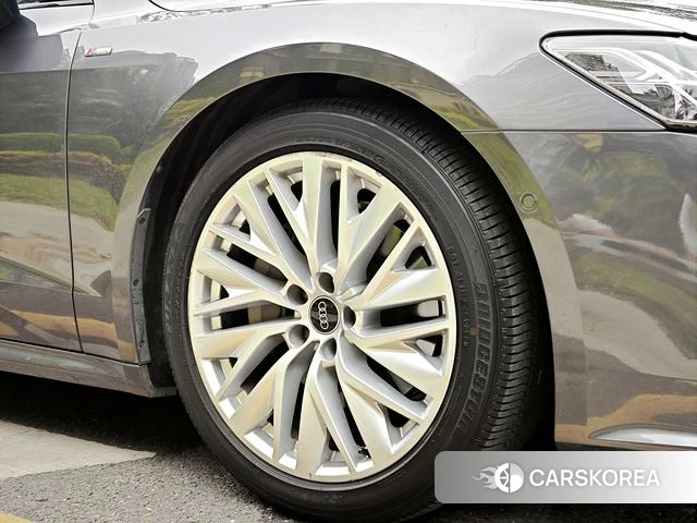 Audi A7 id 4278755 из Китая 24