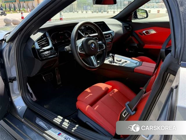 BMW Z4 2024 Серебристо-серый из Китая, фото 6