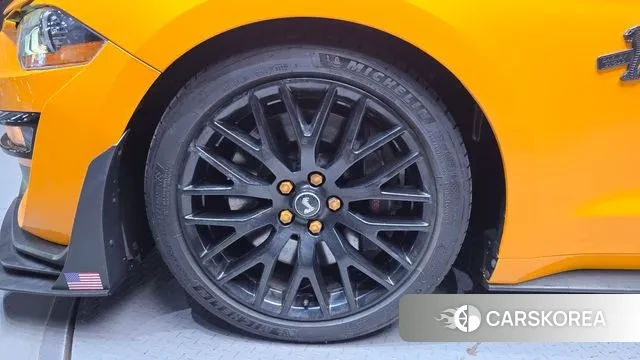 Ford Mustang id 3350993 из Кореи 15