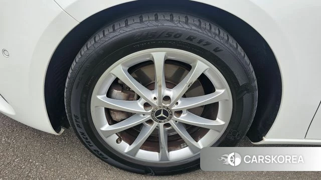 Mercedes-Benz A-Class W177 id 3936065 из Кореи 15