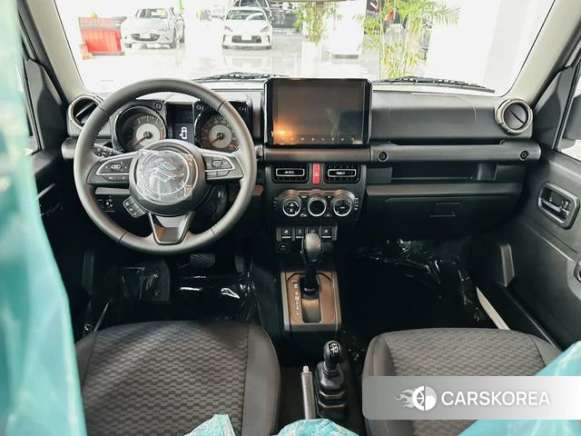 Suzuki Jimny 2026 Белый из Китая, фото 5