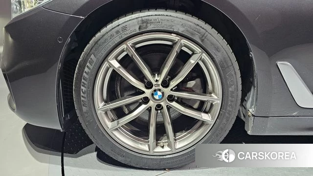 BMW 5 Series (G30) id 4684139 из Кореи 30