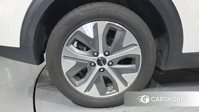 Kia Niro Plus id 4631165 из Кореи 25
