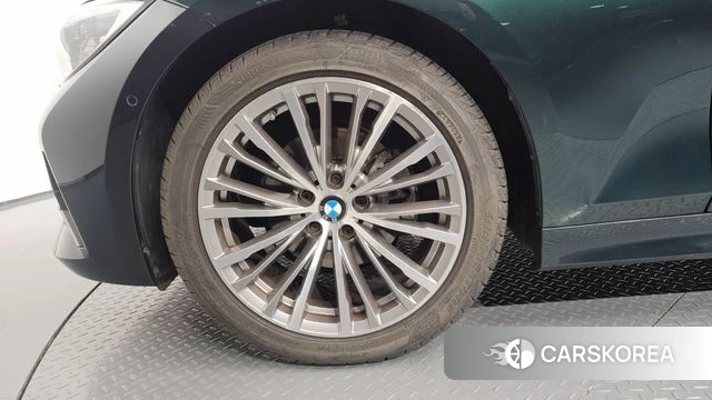 BMW 3 Series (G20) id 4721963 из Кореи 29
