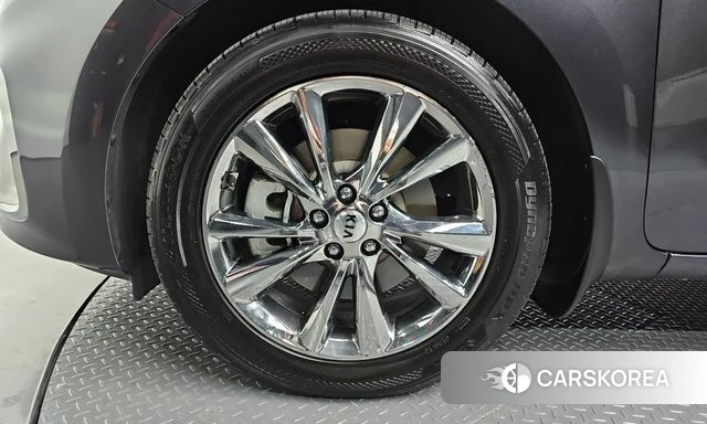 Kia The New Carnival id 4943853 из Кореи 28