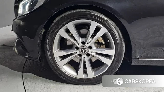 Mercedes-Benz C-Class W205 id 3718638 из Кореи 15