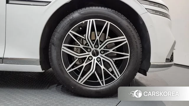 Genesis G90 (RS4) id 3746193 из Кореи 15