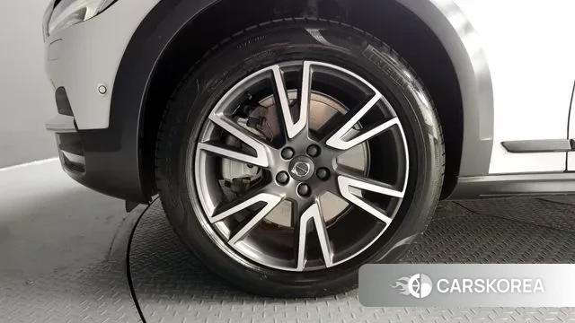 Volvo V90 Cross-Country id 3029312 из Кореи 15