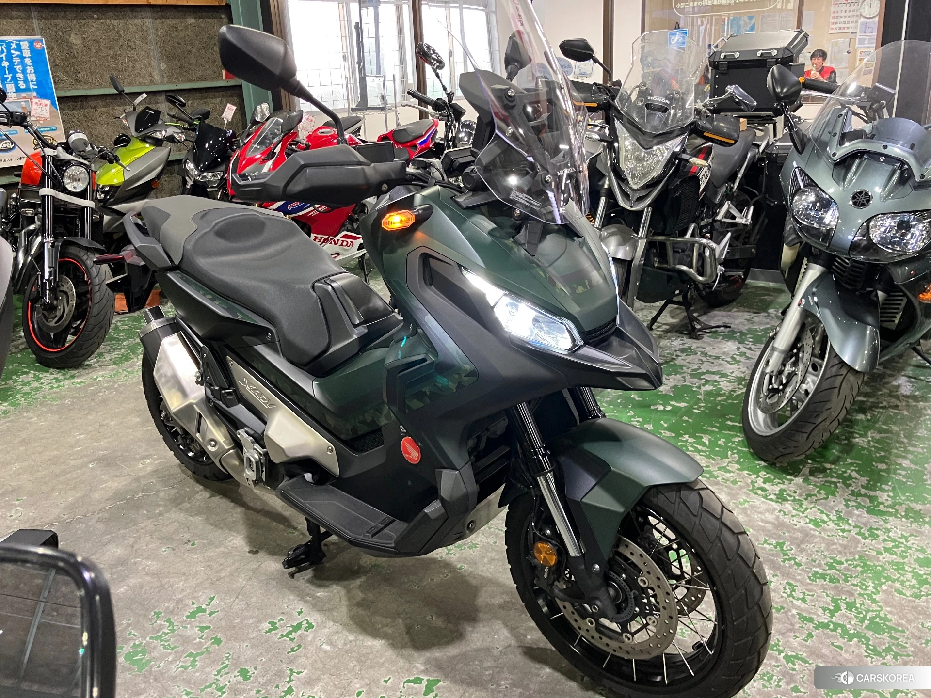 Проданный Honda X-ADV 750 id 4184886 из Японии, фото 3