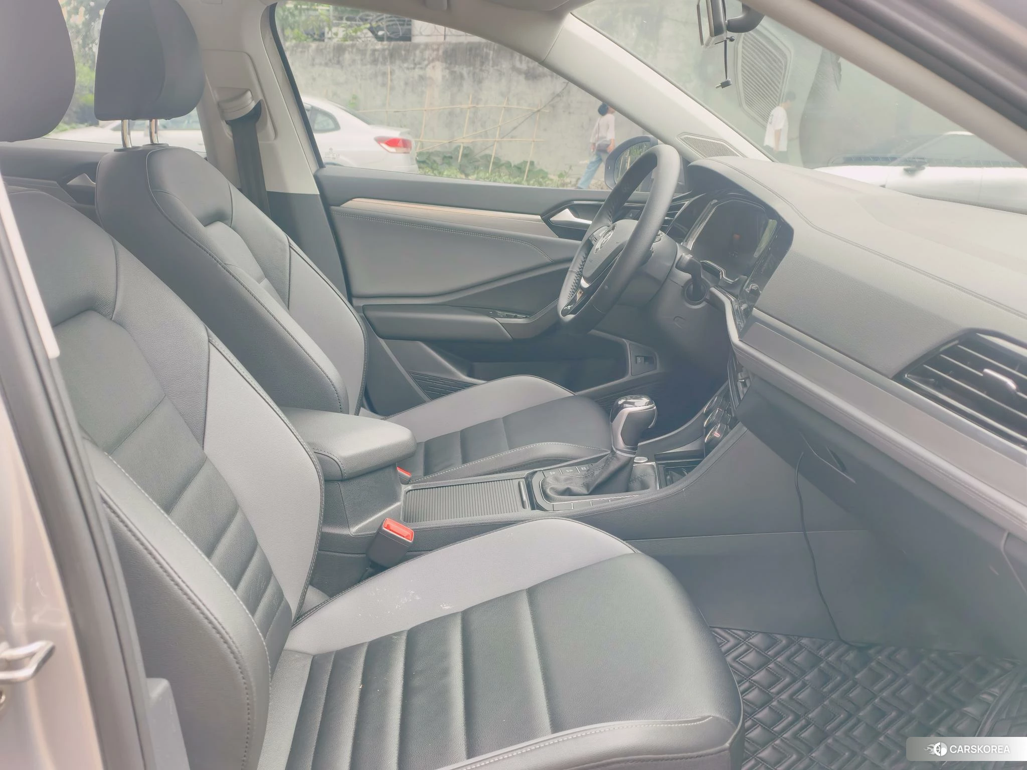 Volkswagen Sagitar id 4407438 из Китая 9
